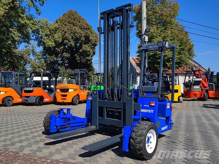 Moffett M3 20.4 Kravas mašīnām piestiprināmie pacēlāji