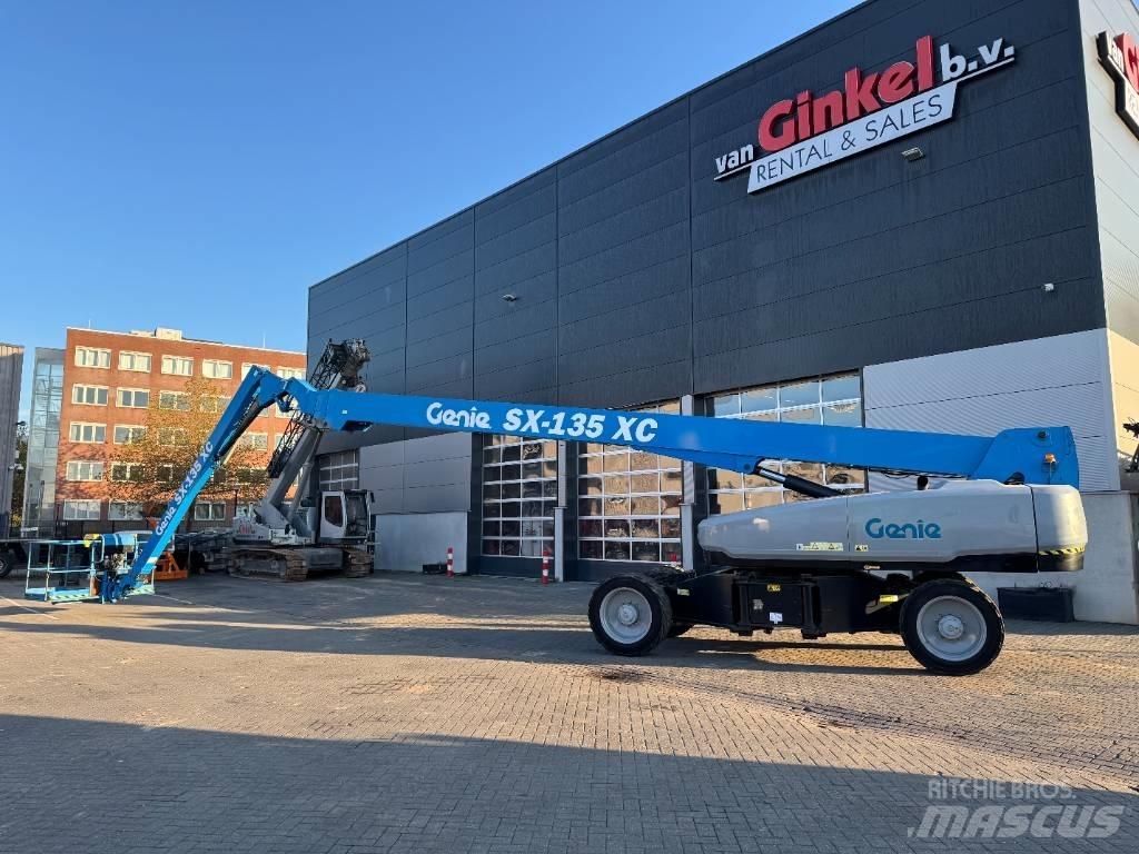 Genie SX 135 XC Teleskopiskie pacēlāji