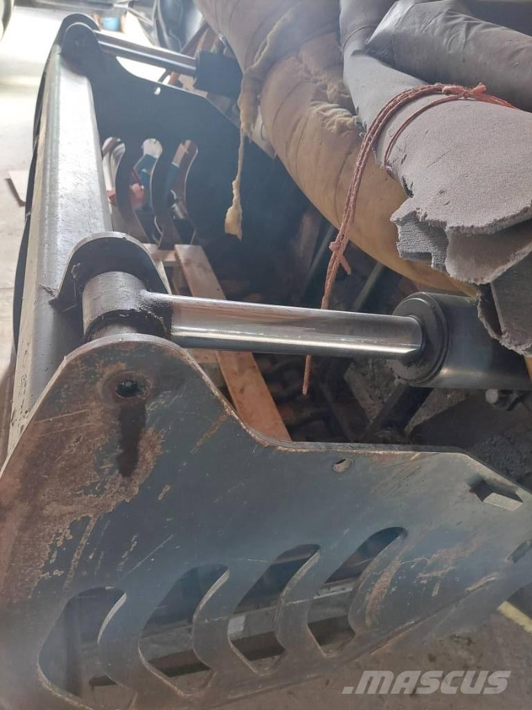 Quicke Silocut 150 Tvertņu izkraušanas aprīkojums