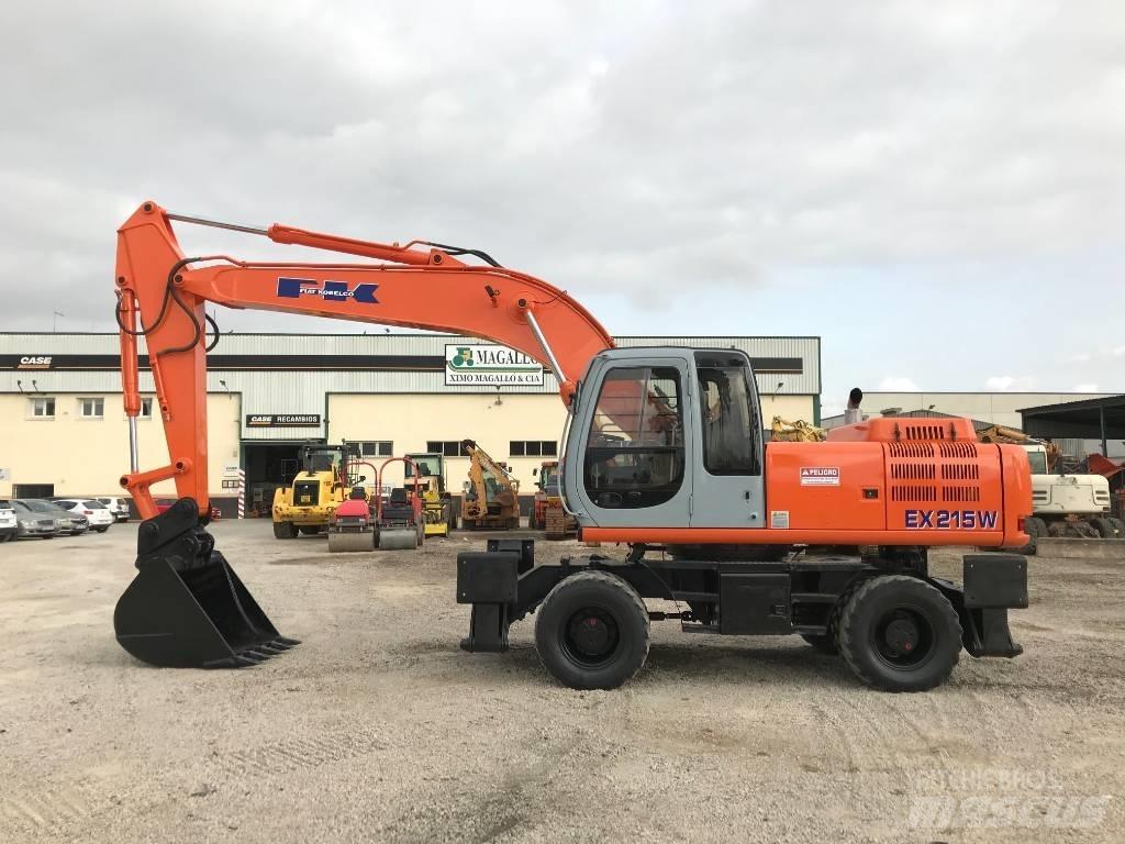 Fiat-Kobelco EX215W Ekskavatori uz riteņiem
