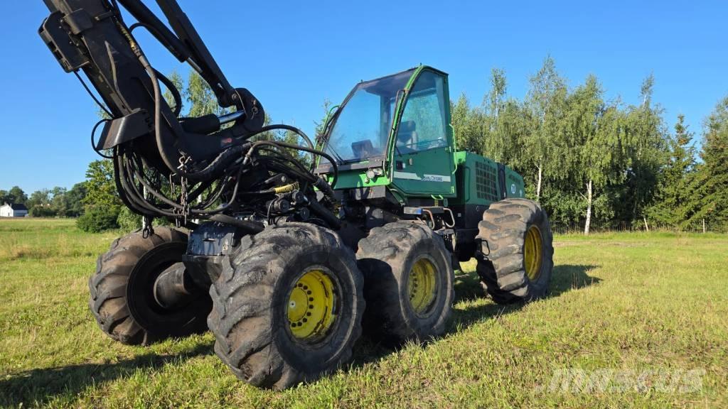John Deere 1470 D Harvesteri