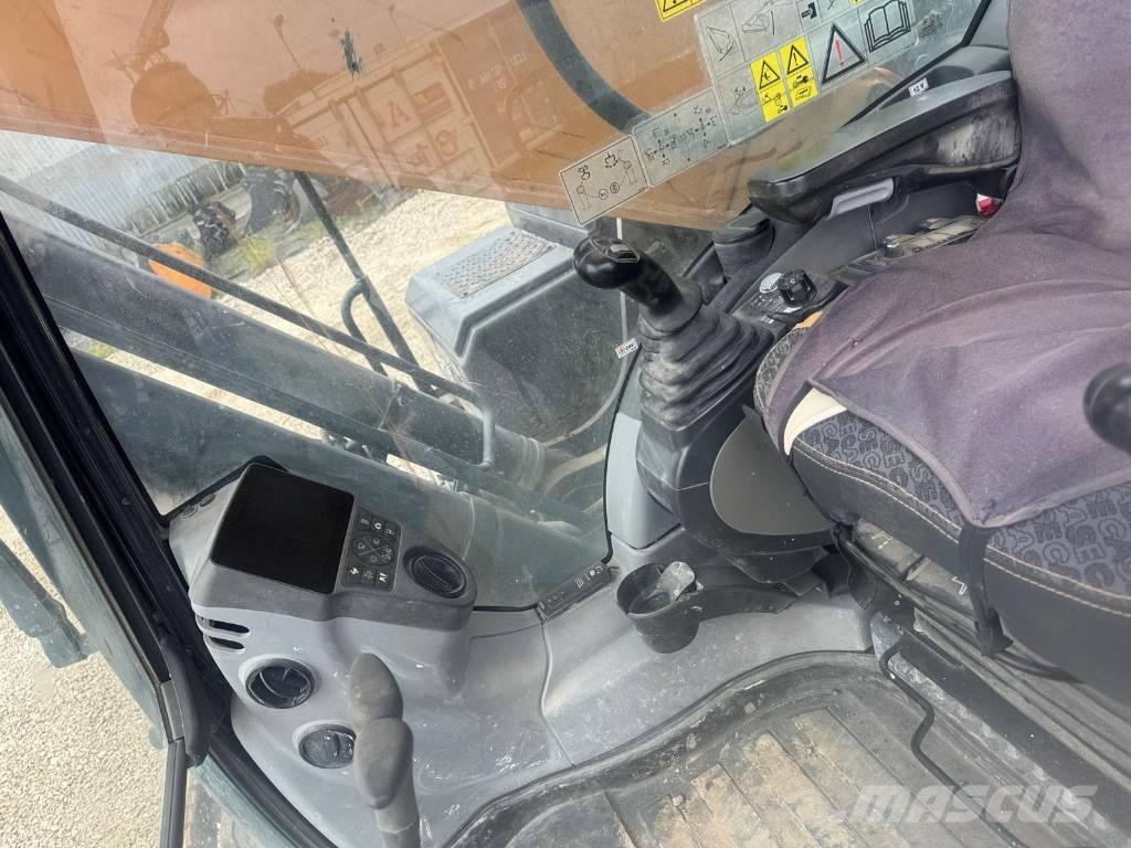 CASE CX 300 D Kāpurķēžu ekskavatori
