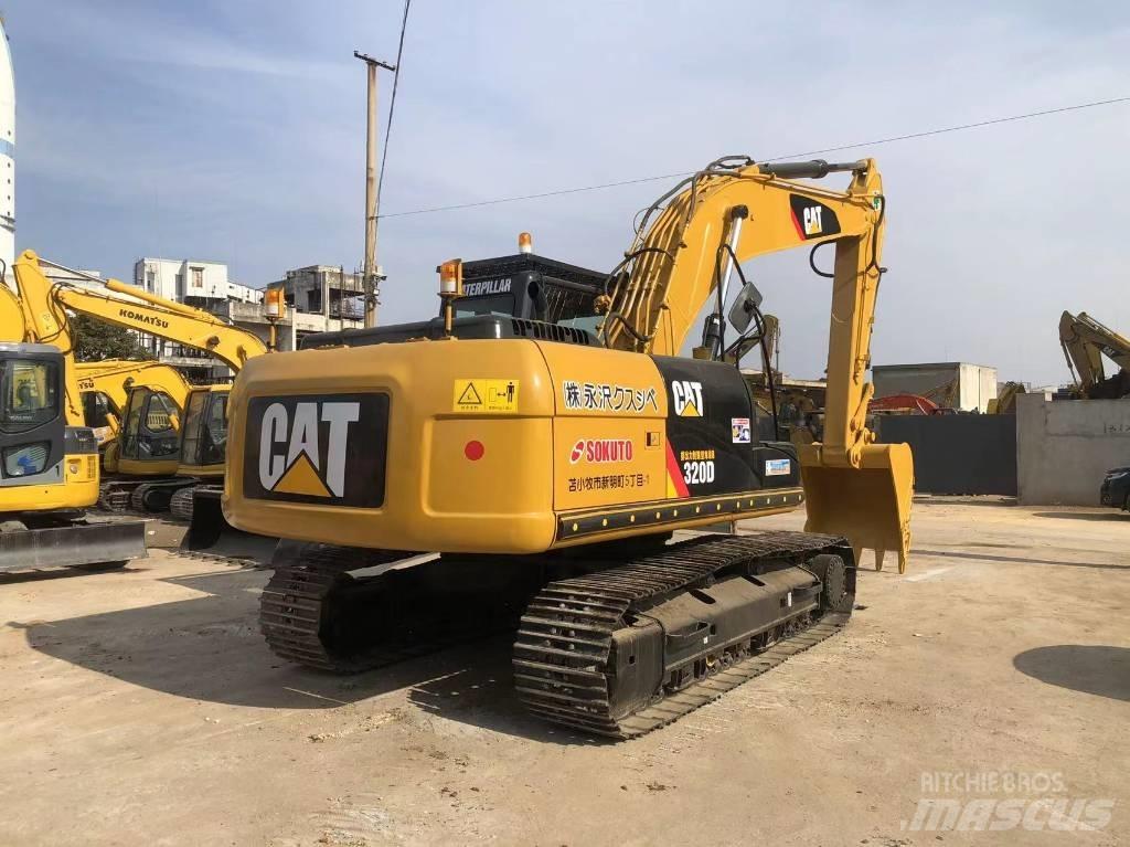 CAT 320 D Kāpurķēžu ekskavatori