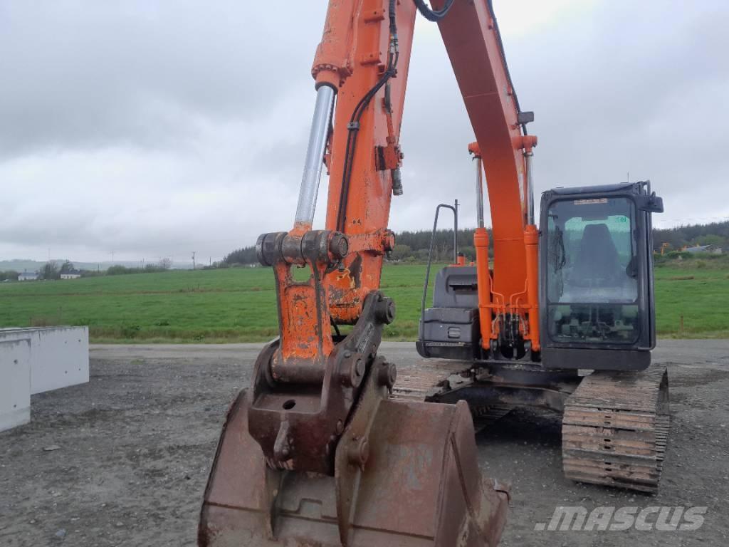 Hitachi Zaxis 130-5 Kāpurķēžu ekskavatori