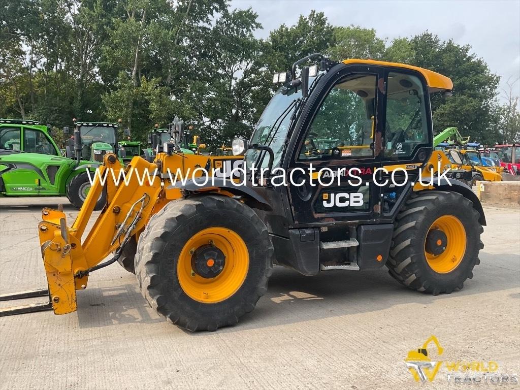 JCB 532-70 AGRI XTRA Lauksaimniecības pacēlāji