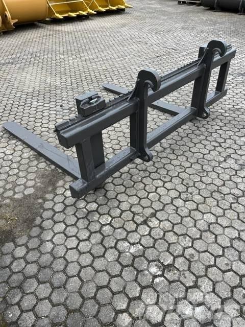 Volvo Forks Dakšas