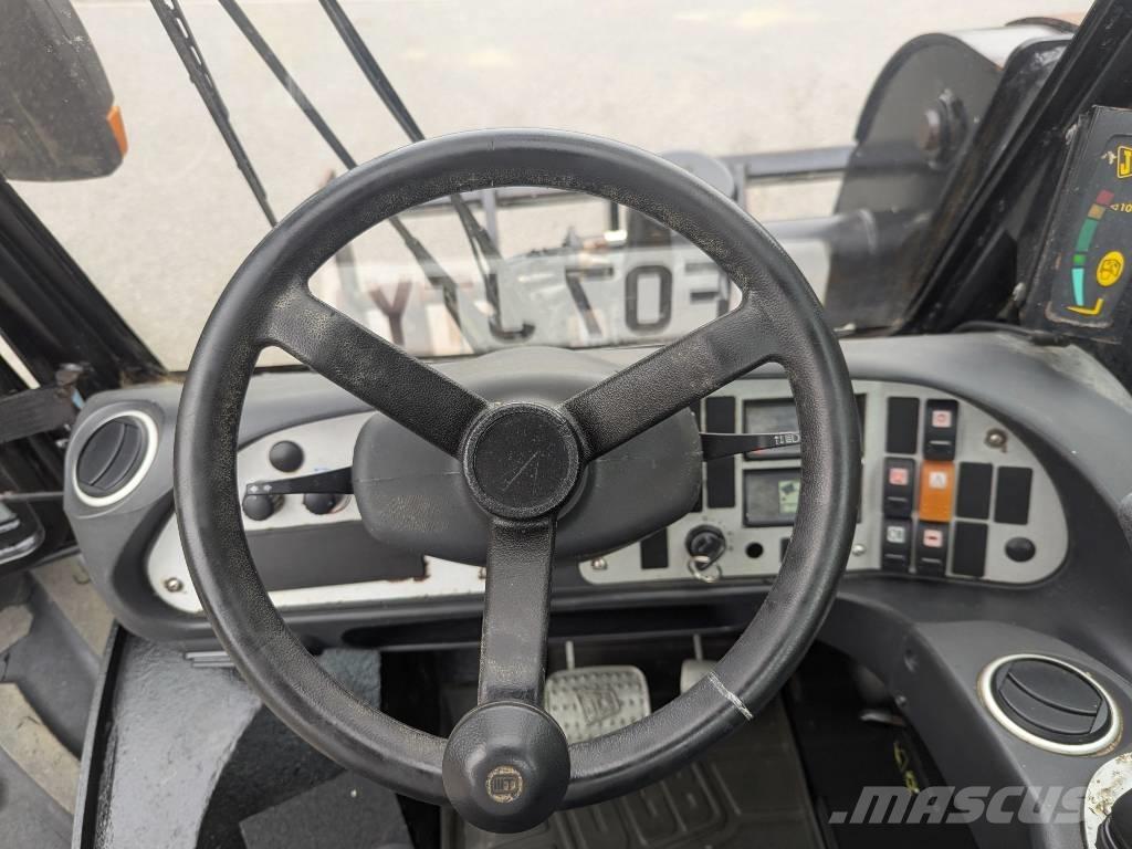 JCB 524-50 Lauksaimniecības pacēlāji
