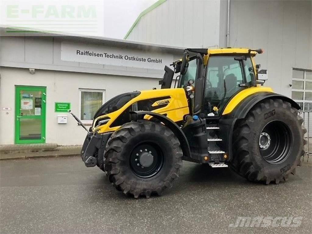 Valtra q305 Traktori