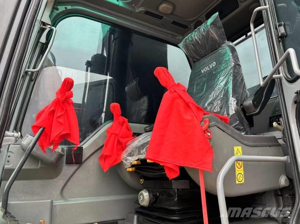 Volvo EC 240 Kāpurķēžu ekskavatori