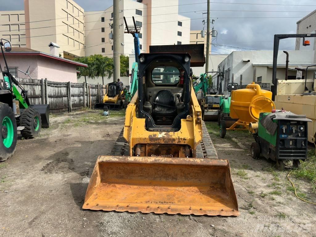 CAT 259 D Lietoti riteņu kompaktiekrāvēji