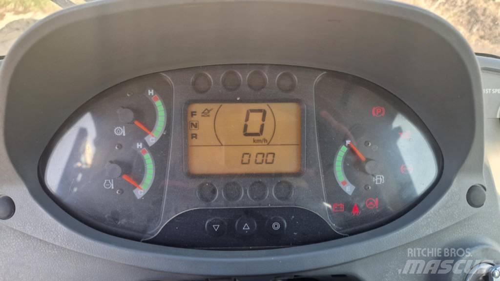 Hitachi ZW 140 Iekrāvēji uz riteņiem