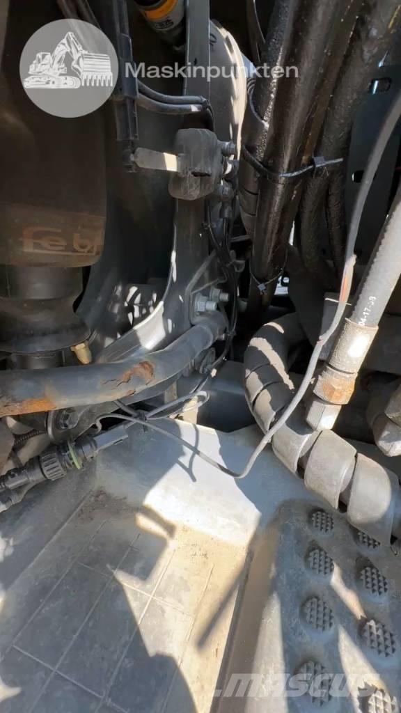 Volvo FH 500 Treileri ar āķi