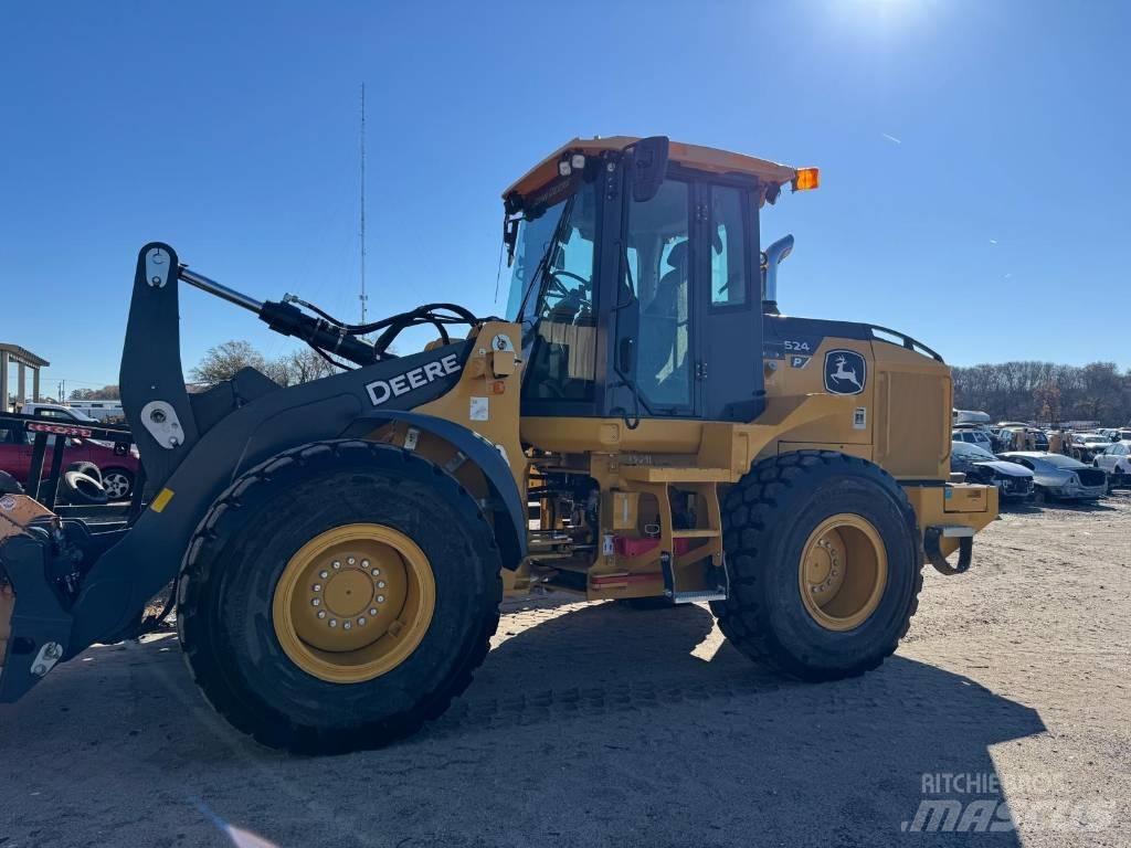 John Deere 524P Iekrāvēji uz riteņiem