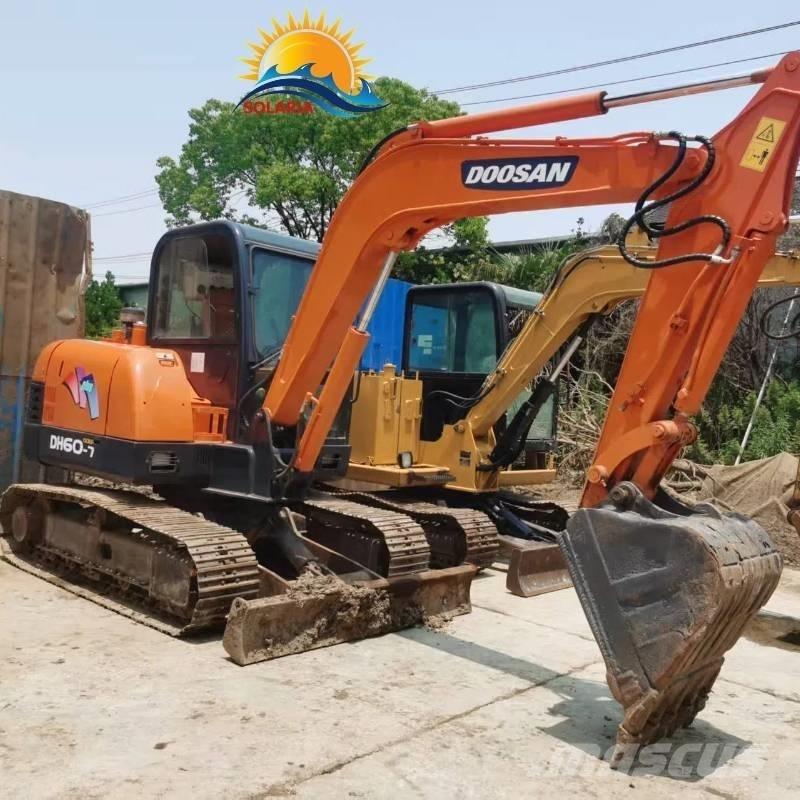Doosan DH 60 Mini ekskavatori < 7 t