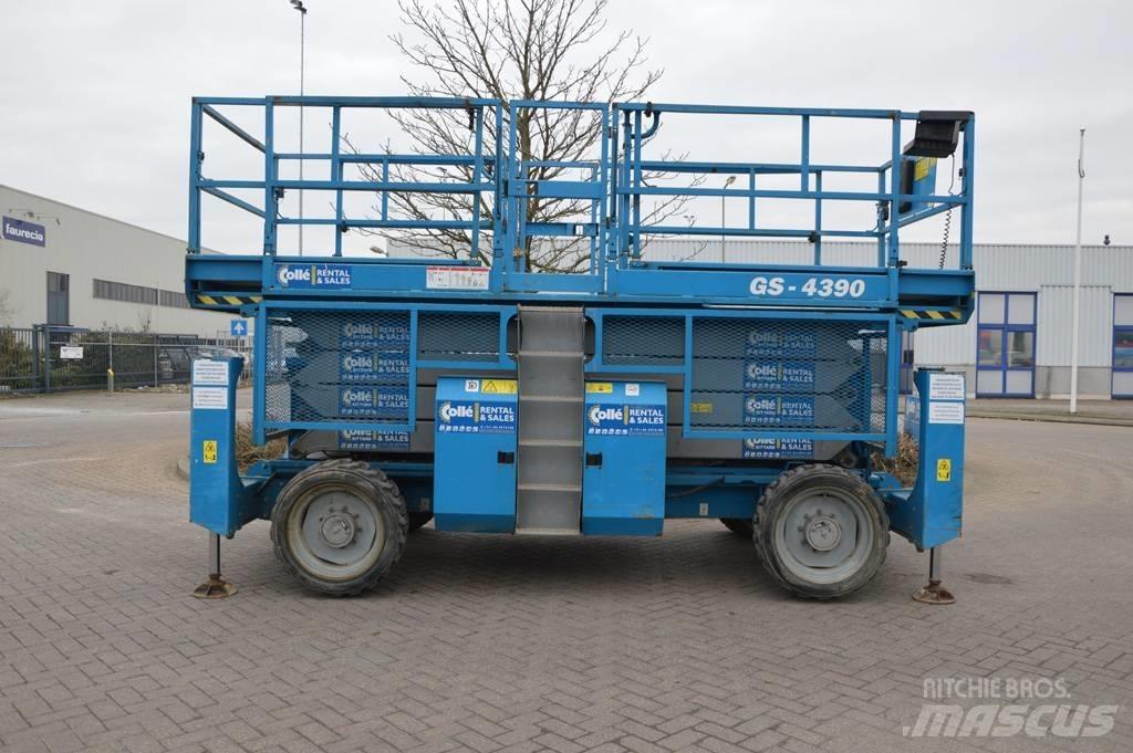 Genie GS4390RT Šķerveida pacēlāji