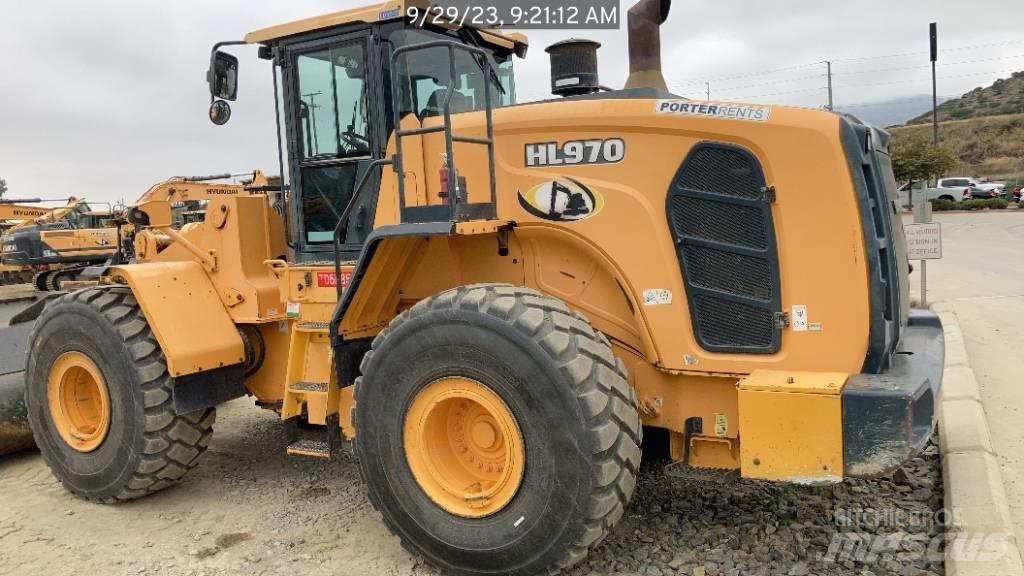 Hyundai HL970 Iekrāvēji uz riteņiem