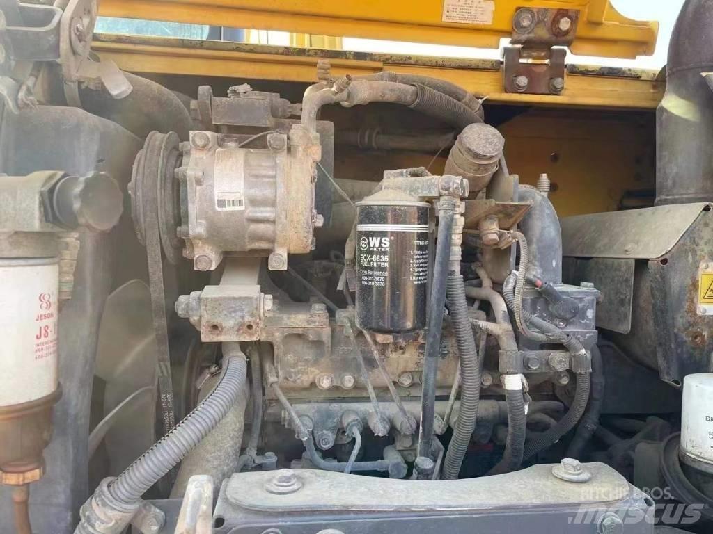 Komatsu PC 70-8 Kāpurķēžu ekskavatori