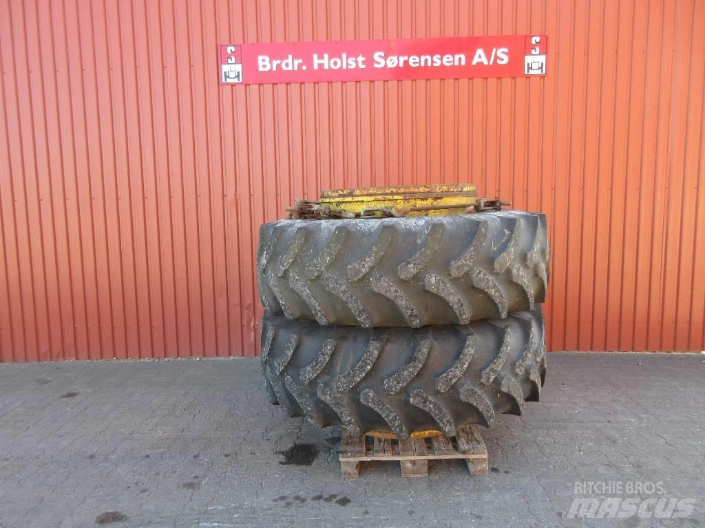 Firestone 20.8-38 Riepas, riteņi un diski