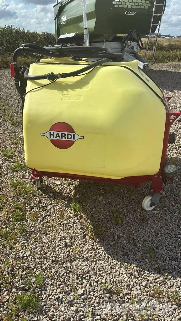 Hardi Fronttank Uzmontējamie miglotāji