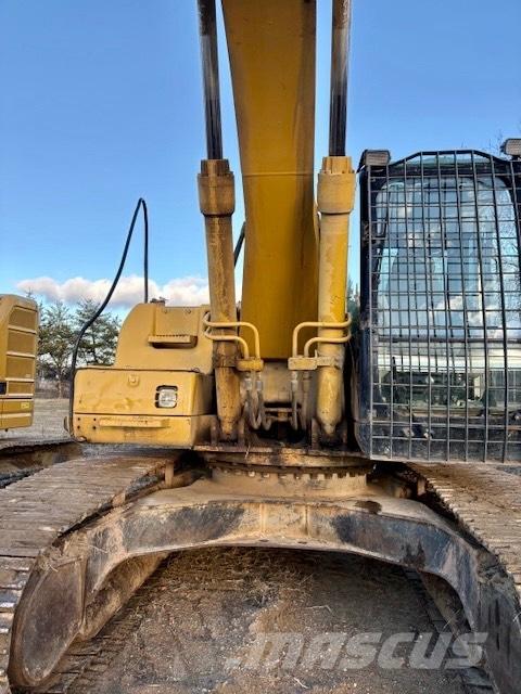 CAT 322 CL Kāpurķēžu ekskavatori