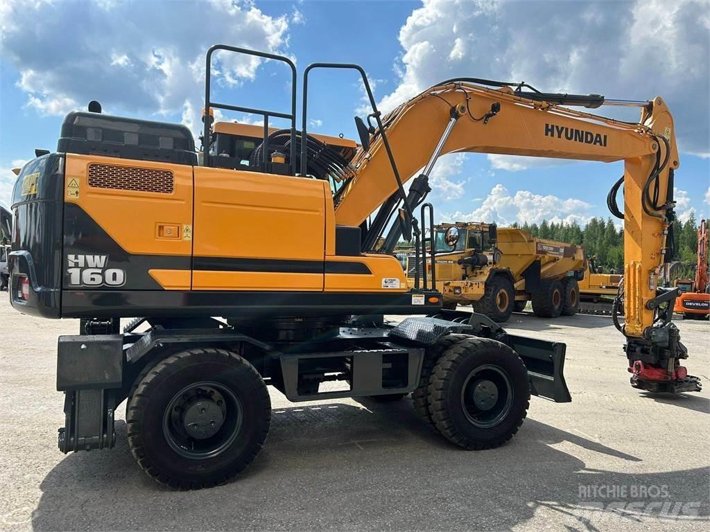 Hyundai HW160 Ekskavatori uz riteņiem