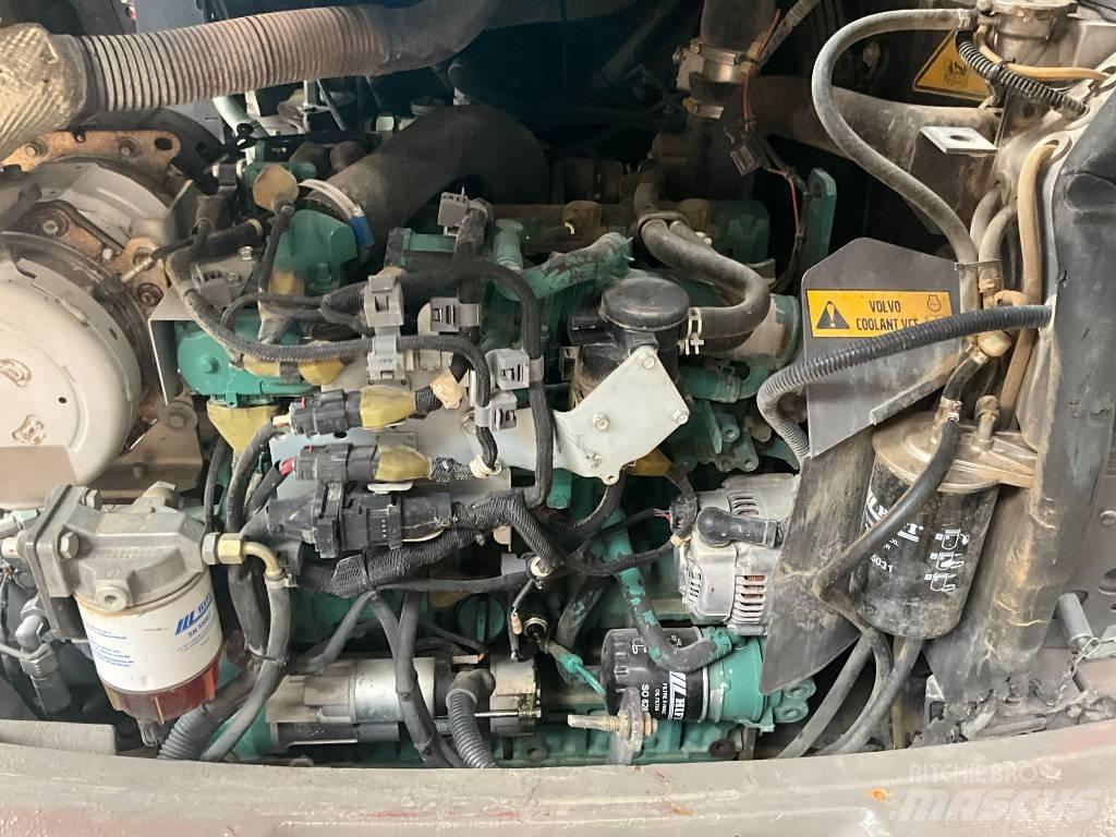 Volvo L 30 G Iekrāvēji uz riteņiem