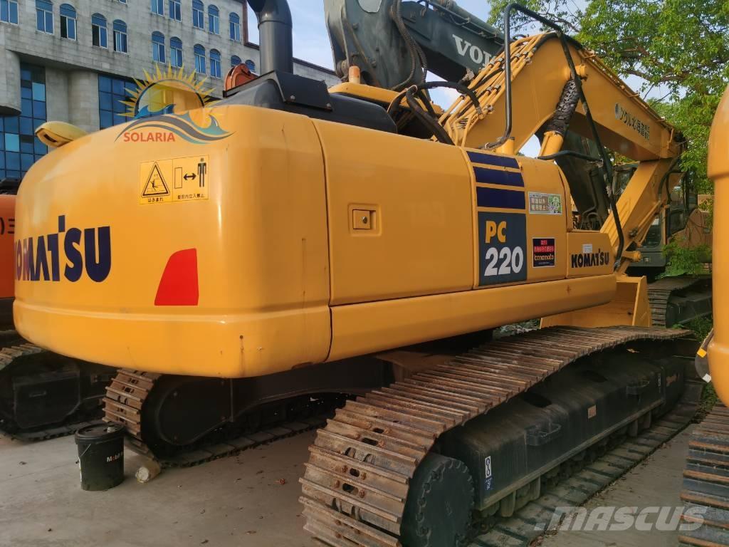 Komatsu PC 220-7 Kāpurķēžu ekskavatori