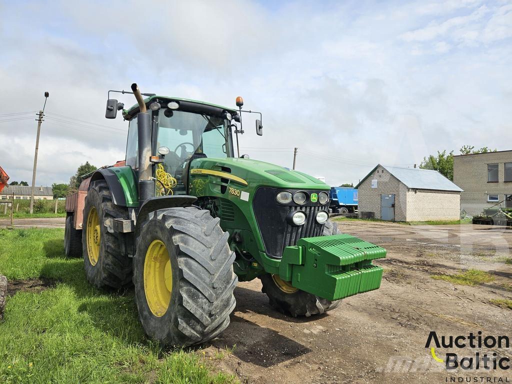 John Deere 7830 Traktori