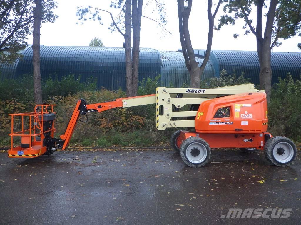 JLG EC520AJ Strēles pacēlāji