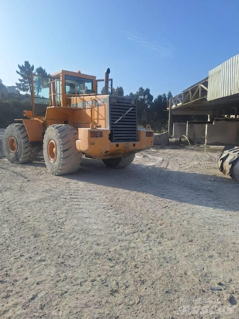 Volvo L 180 C Iekrāvēji uz riteņiem