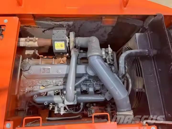 Doosan DH150W-7 Ekskavatori uz riteņiem