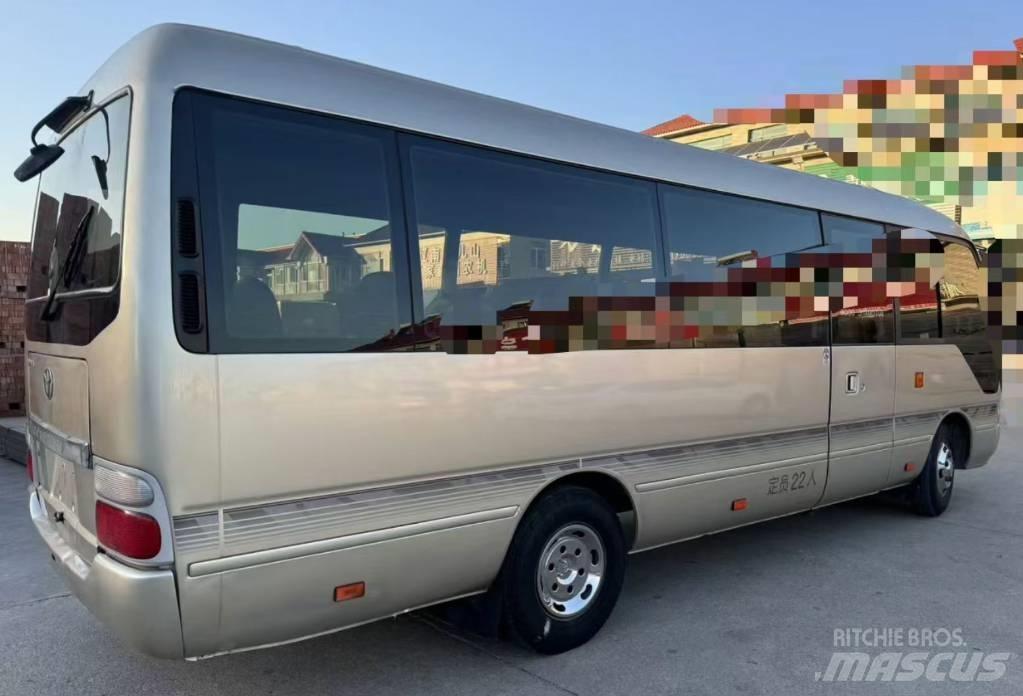 Toyota Coaster Starppilsētu autobusi