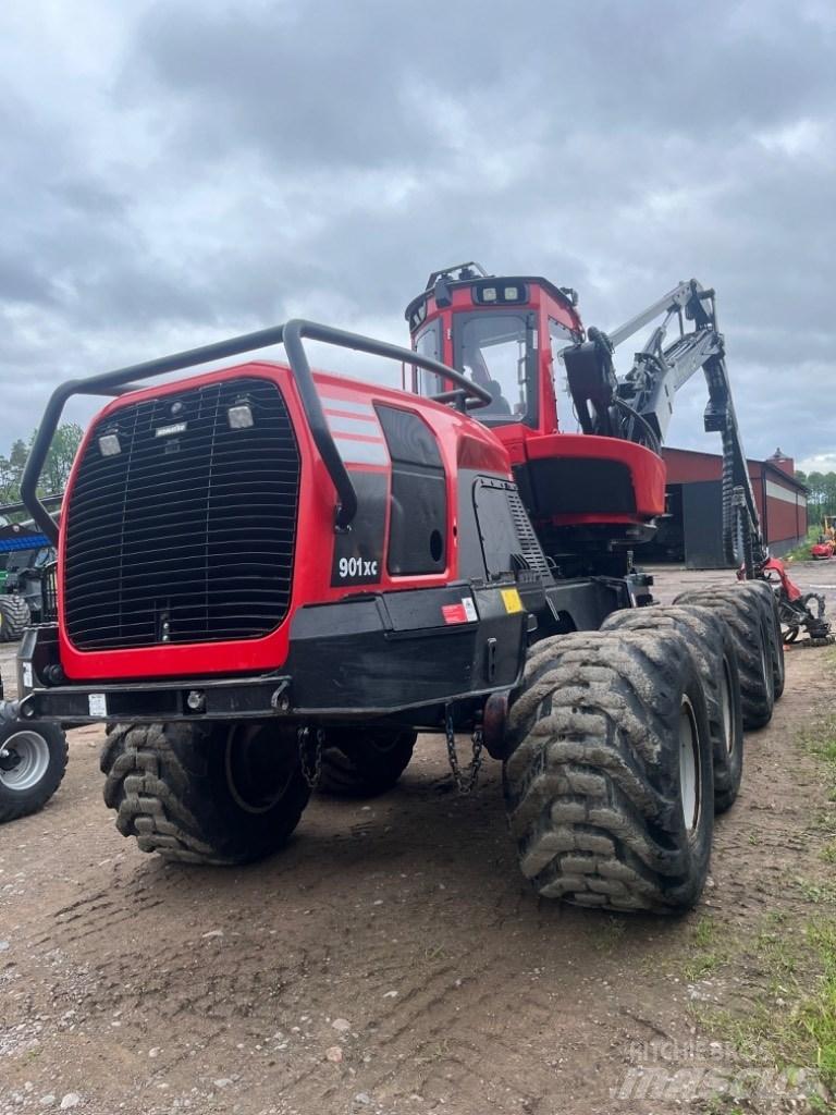 Komatsu 901 XC Harvesteri