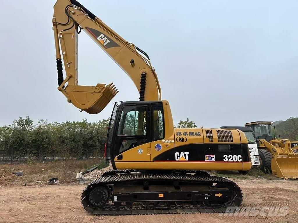 CAT 320 C Kāpurķēžu ekskavatori