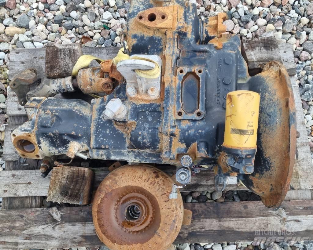 CAT 428C Transmisija