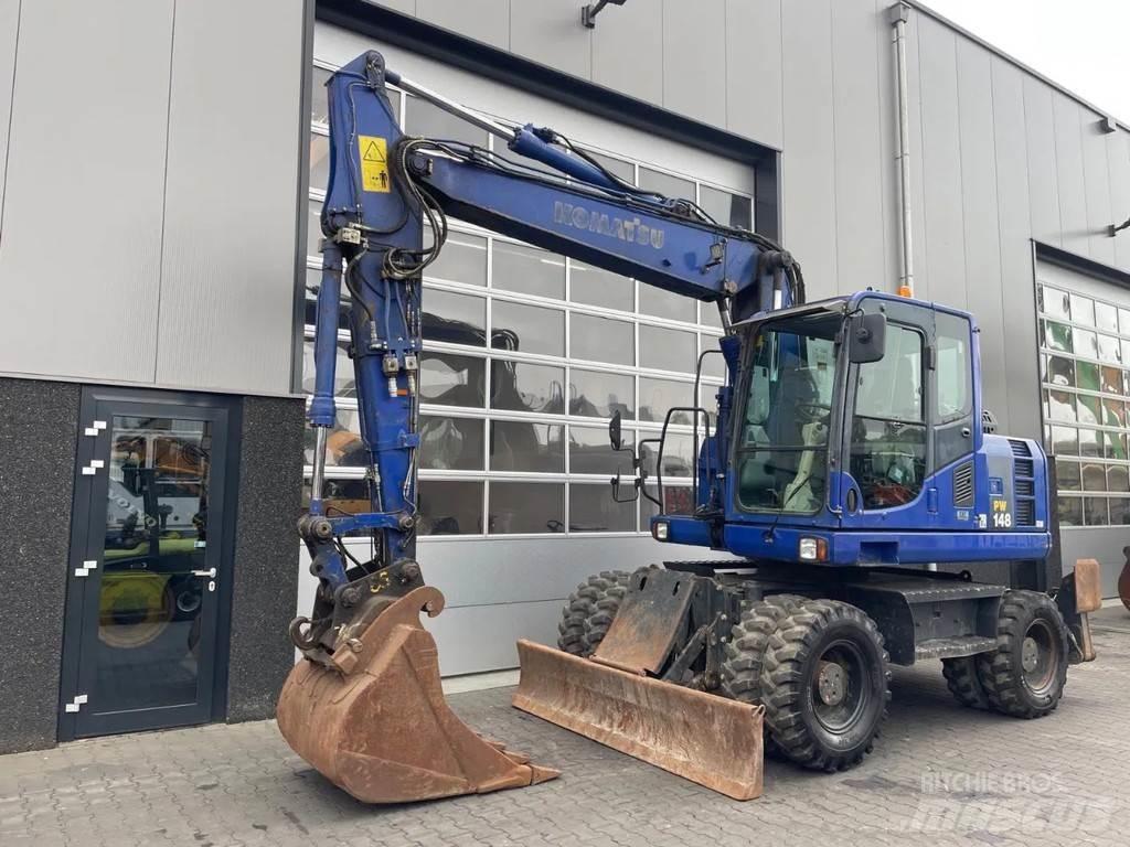 Komatsu PW148-8 Ekskavatori uz riteņiem