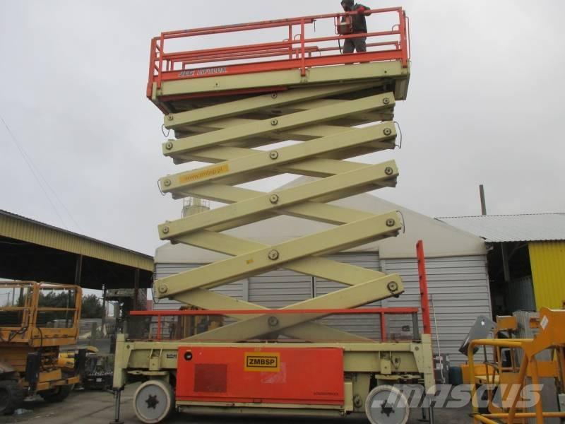 JLG Liftlux 245-12 Šķerveida pacēlāji