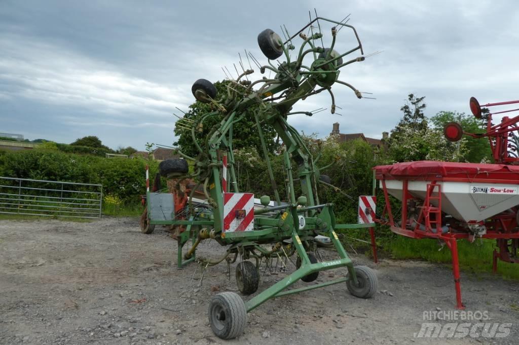 Krone KWT 10.50/8x7 Grābekļi un siena ārdītāji