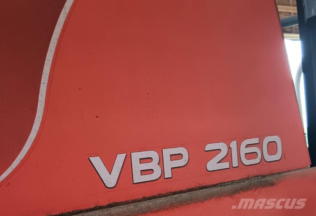 Kuhn VBP 2160 Rituļu preses