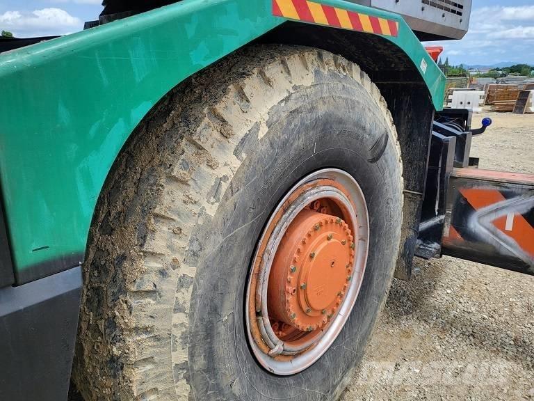 Kobelco RK 500 Celtņi nelīdzenām virsmām
