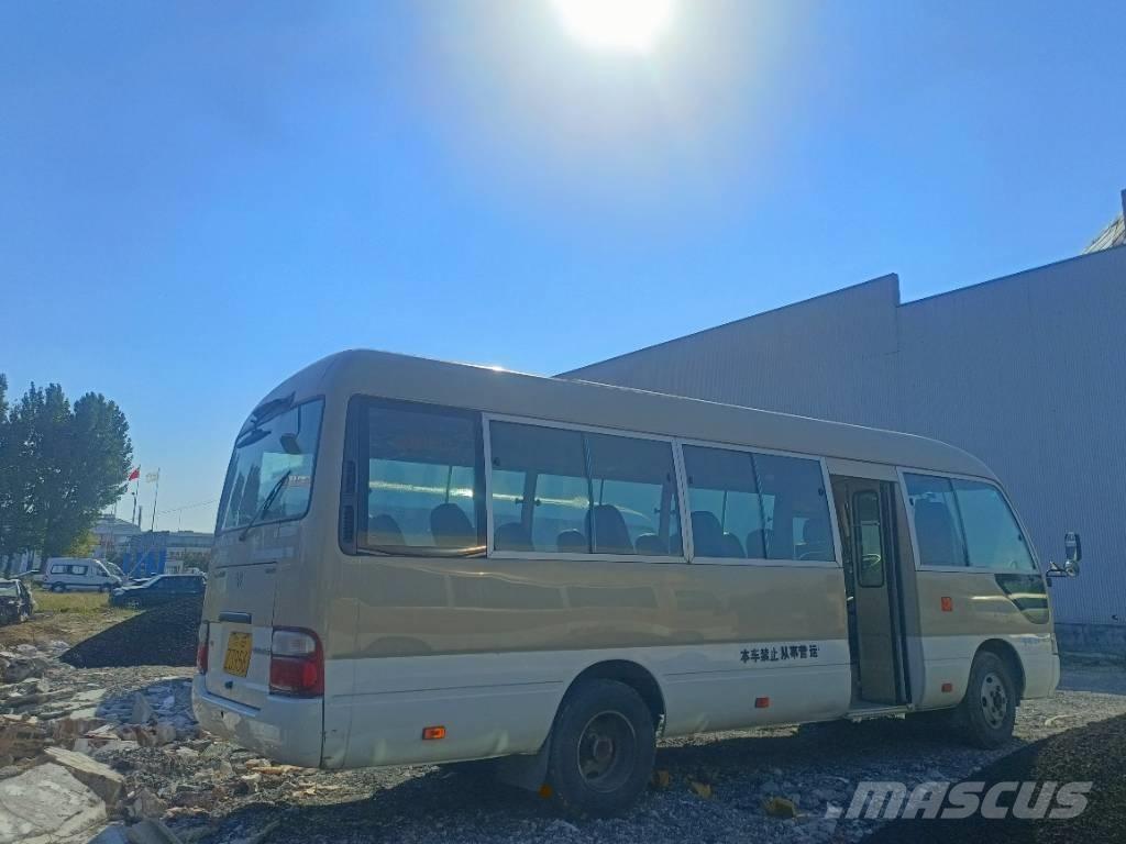 Toyota Coaster Bus Mikroautobusi