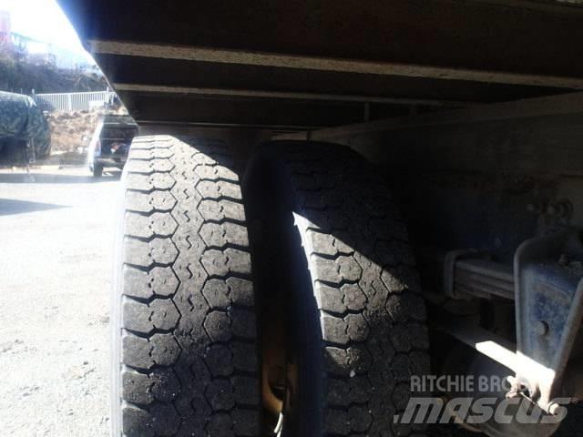 International 4300 Furgons