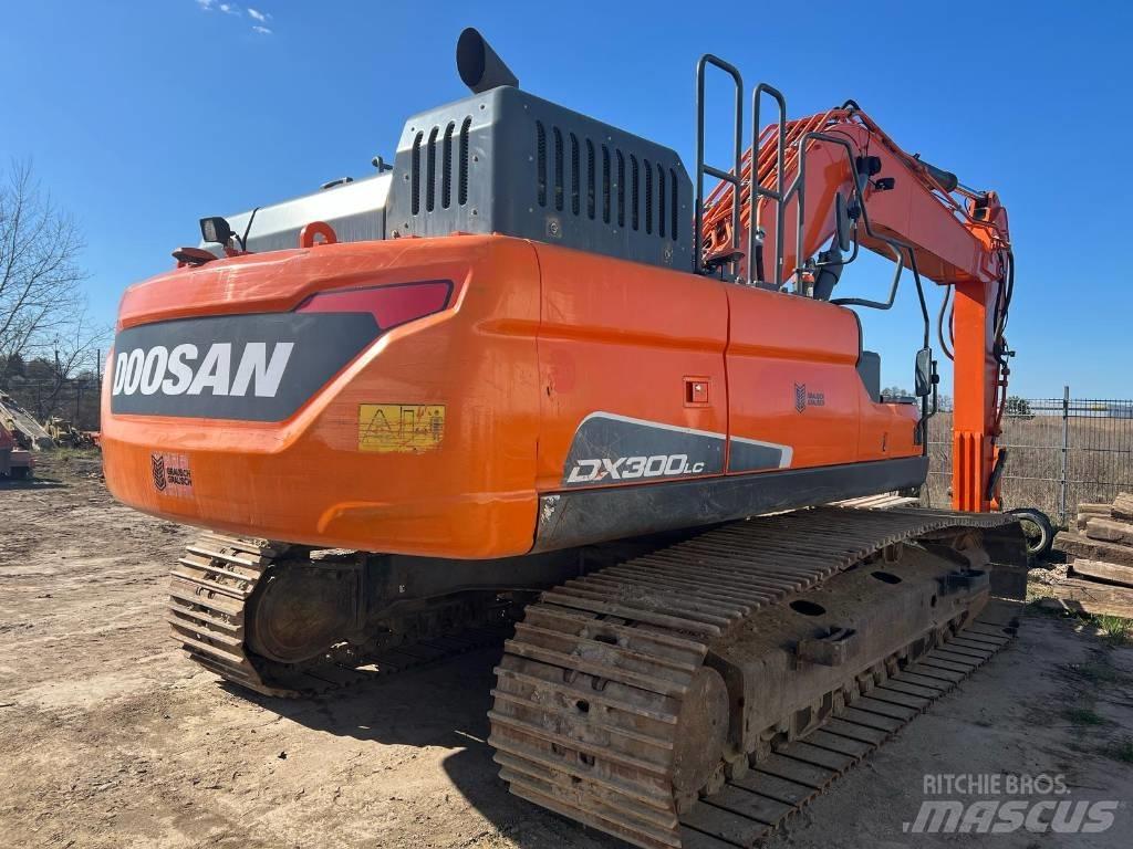 Doosan DX 300 LC-5 Kāpurķēžu ekskavatori