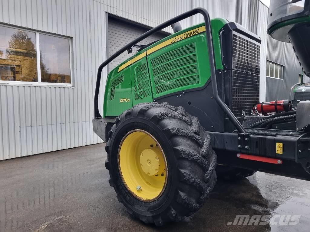 John Deere 1270 G Harvesteri