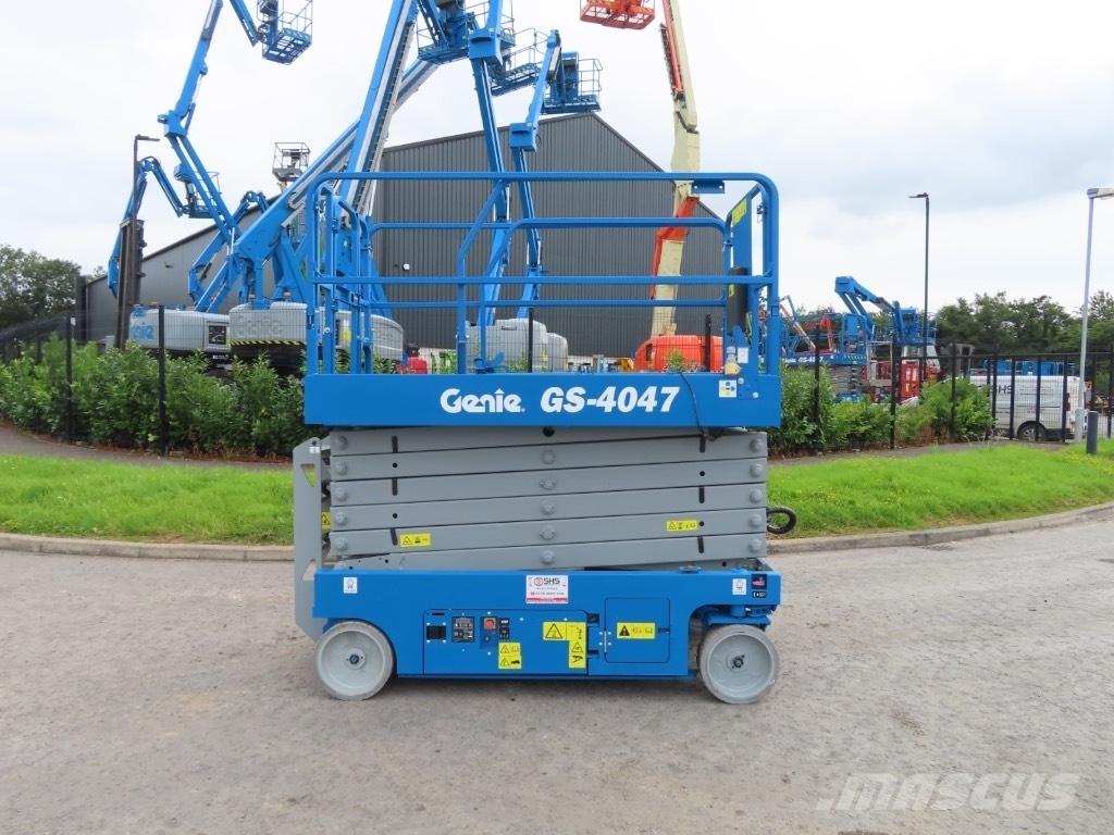 Genie GS 4047 Šķerveida pacēlāji