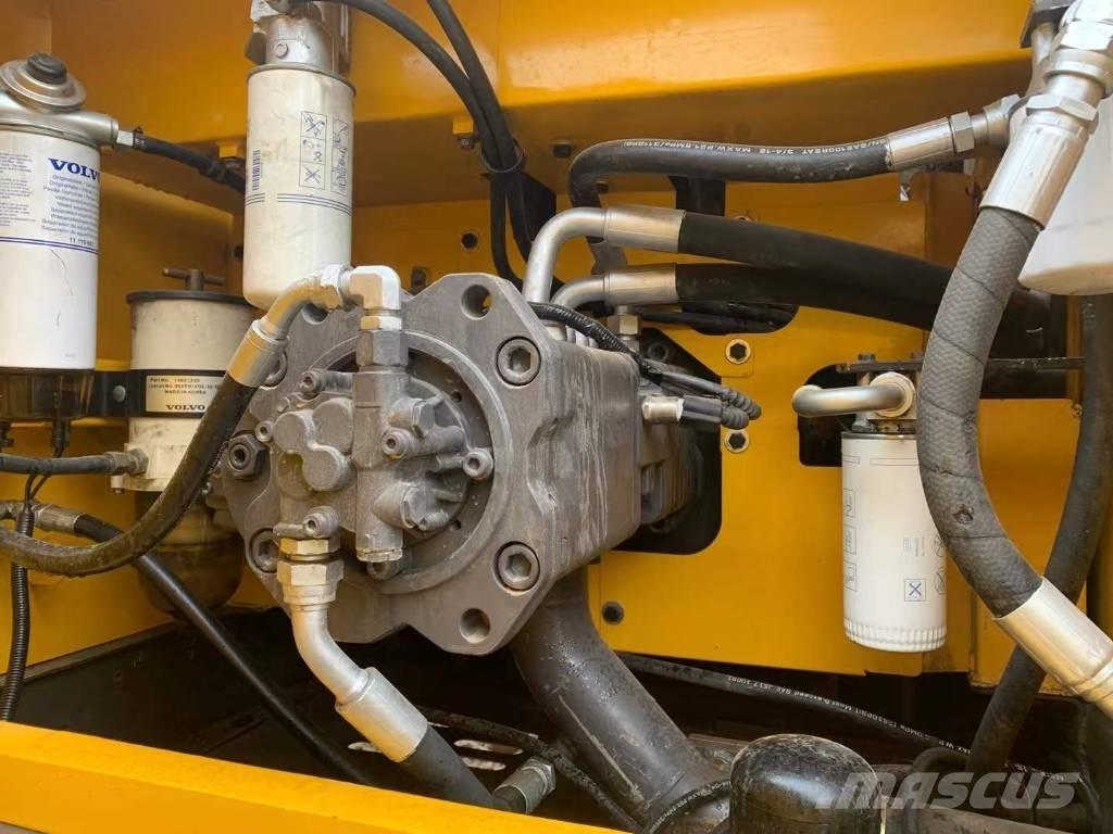 Volvo EC 300 D Kāpurķēžu ekskavatori