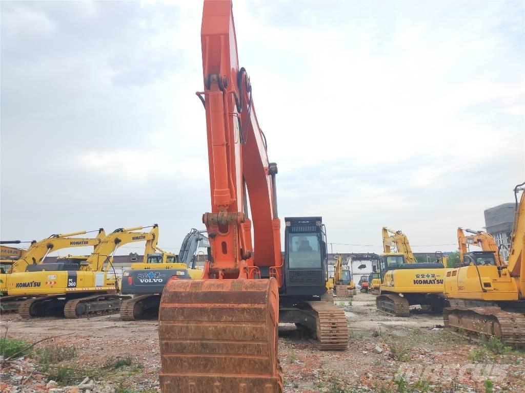 Hitachi ZX350H-3G Kāpurķēžu ekskavatori