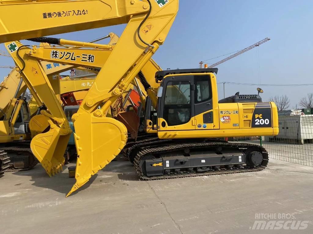 Komatsu pc200-8 Kāpurķēžu ekskavatori