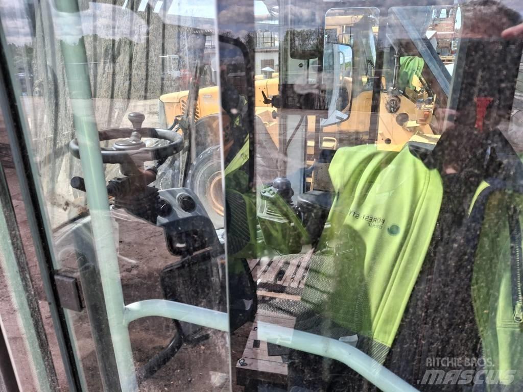 Liebherr L 580 LG Iekrāvēji uz riteņiem
