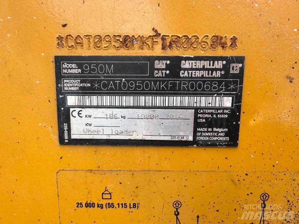 CAT 950M Iekrāvēji uz riteņiem